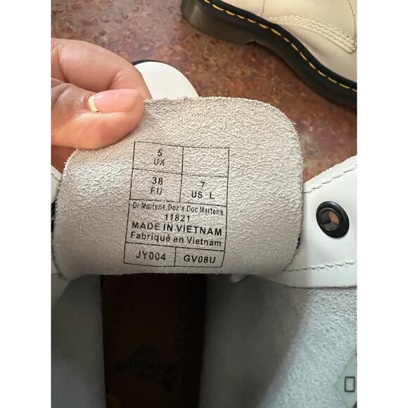 Dr. Martens boot - Picture 8 of 11